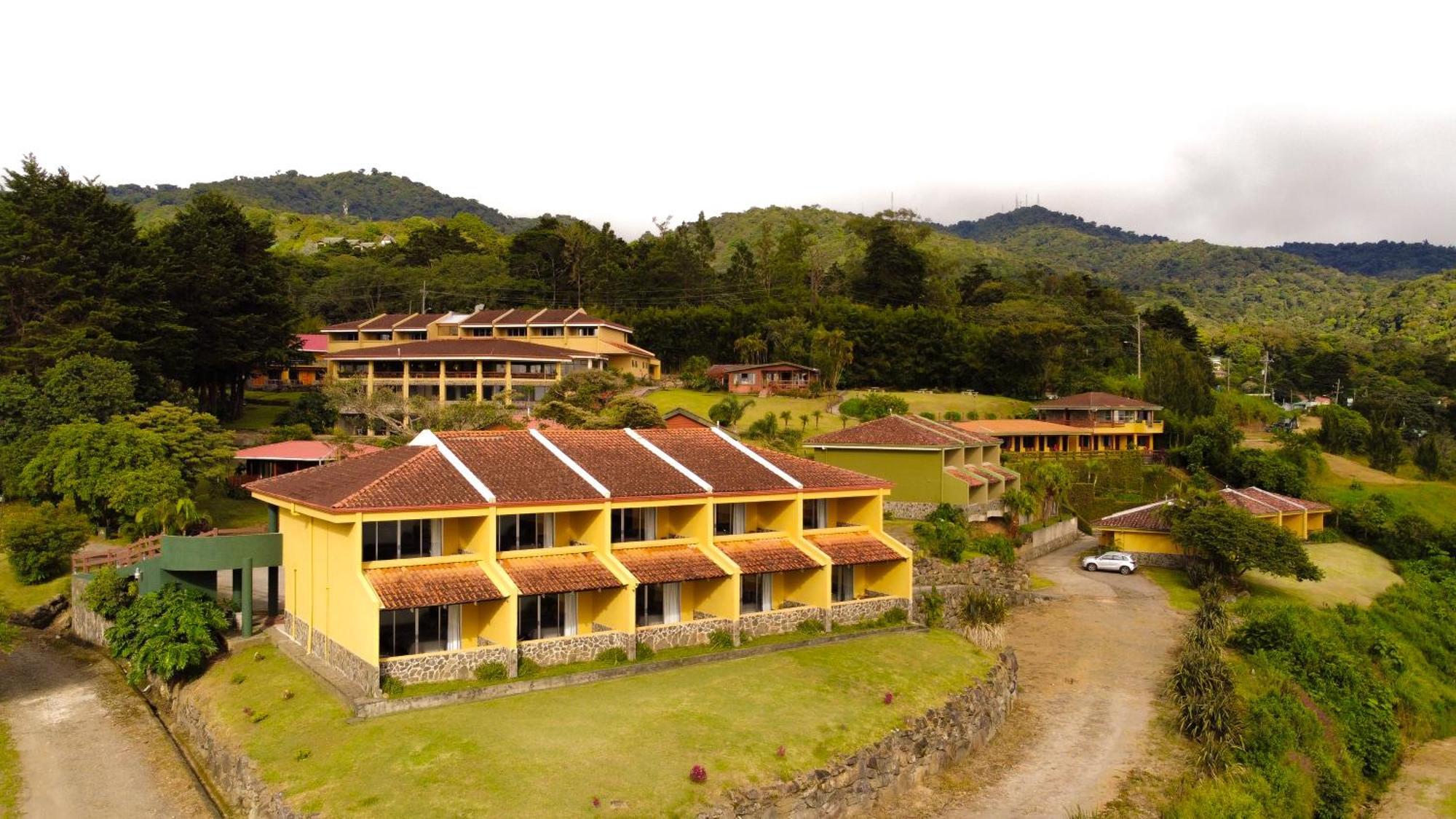 Hotel Montana الجبل الأخضر المظهر الخارجي الصورة