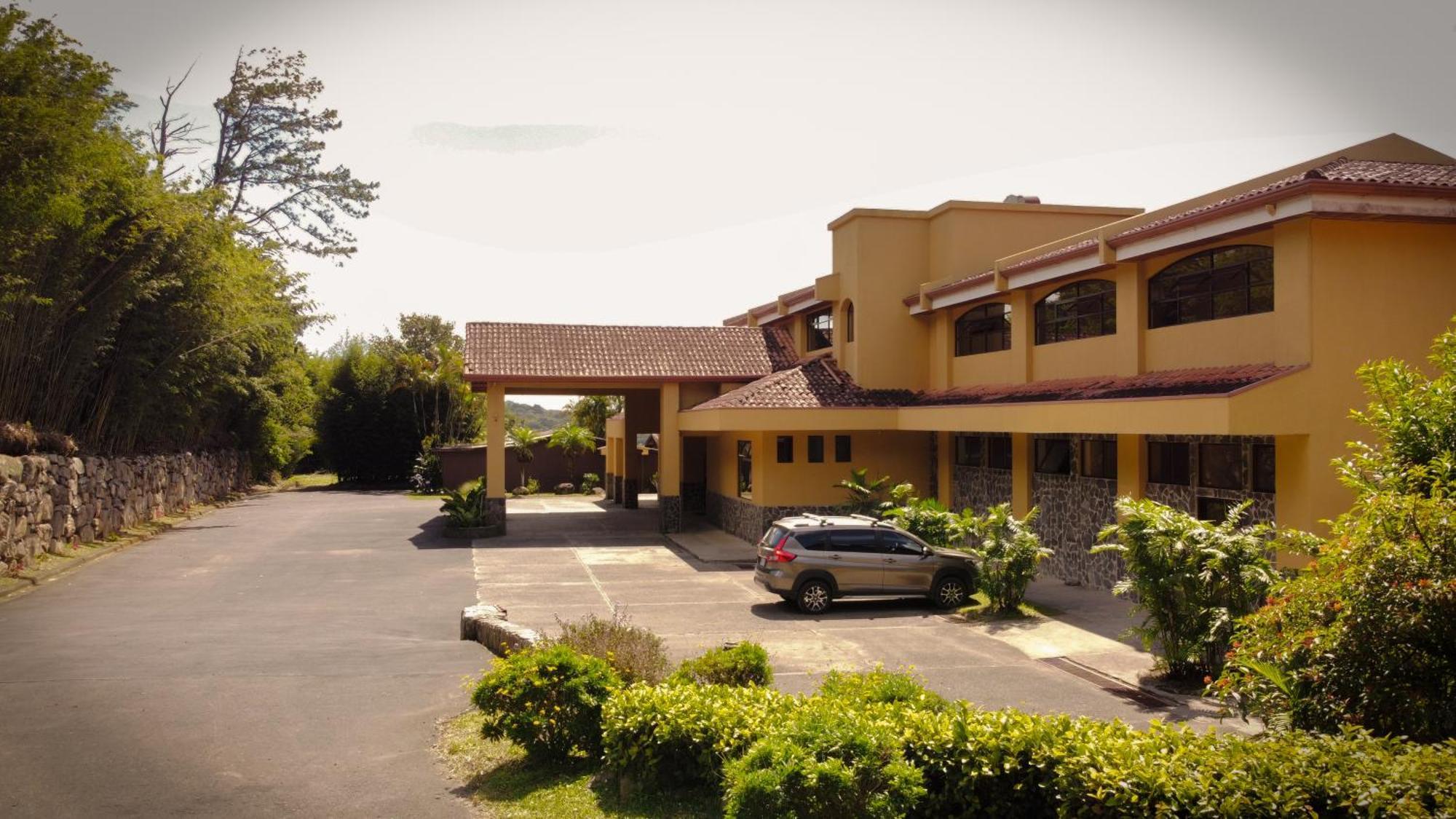 Hotel Montana الجبل الأخضر المظهر الخارجي الصورة